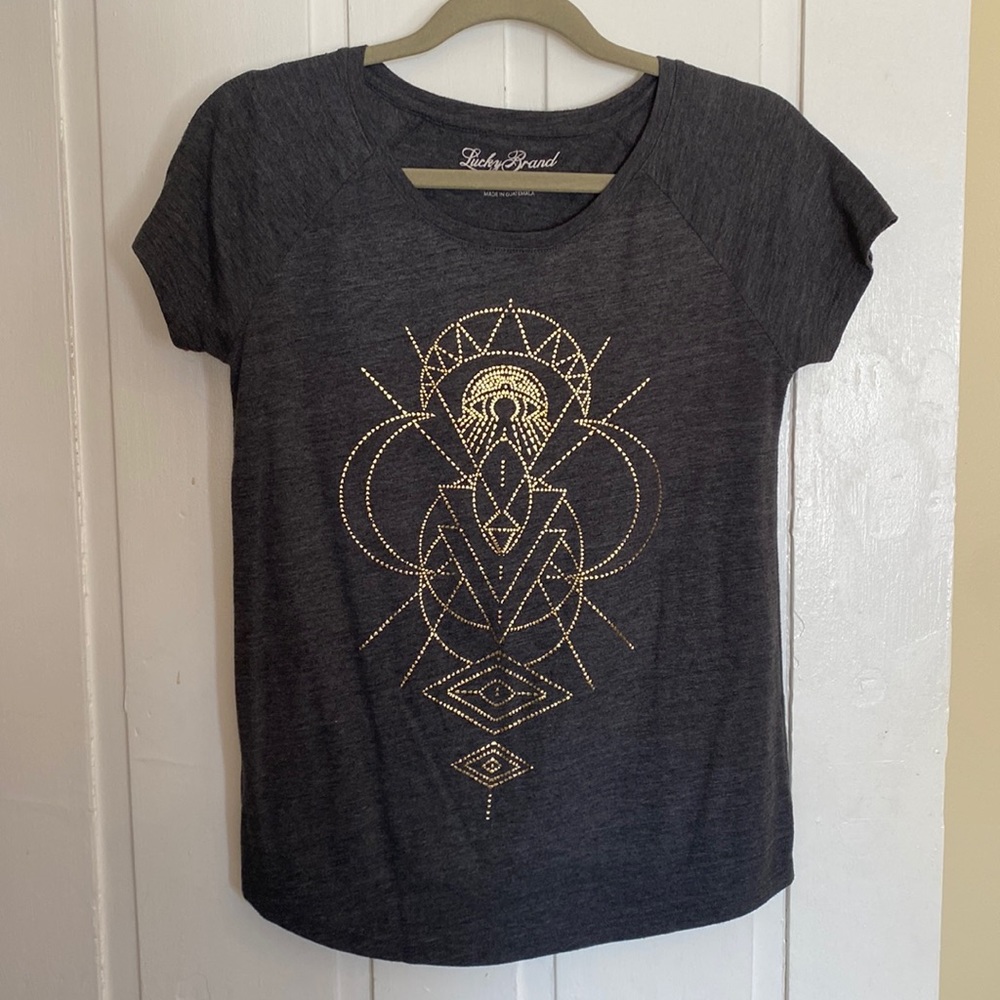Lucky Brand gray tee